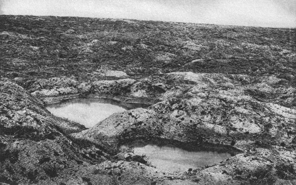 La cote 304 après la guerre. Carte postale, collection Mémoire Vive.