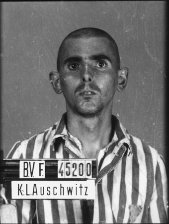 Auschwitz-I, le 8 juillet 1942. Musée d’État d’Auschwitz-Birkenau, Oswiecim, Pologne. Collection Mémoire Vive. Droits réservés.