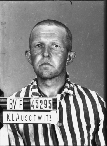 Auschwitz-I, le 8 juillet 1942. Musée d’État d’Auschwitz-Birkenau, Oświęcim, Pologne. Coll. Mémoire Vive. Droits réservés.