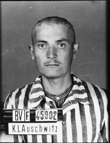 Auschwitz-I, le 8 juillet 1942. Musée d’État d’Auschwitz-Birkenau, Oświęcim, Pologne. Coll. Mémoire Vive. Droits réservés.