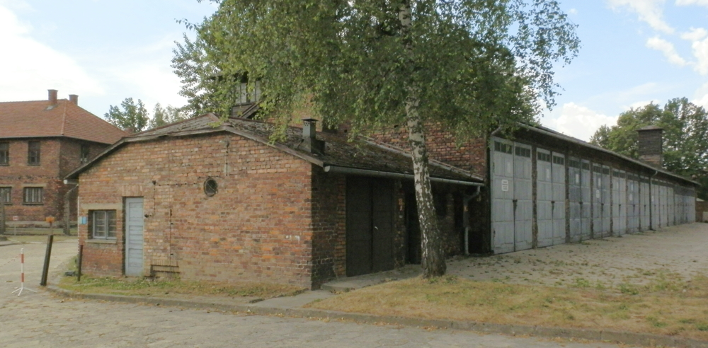 Auschwitz-I, le garage. © Cliché Mémoire Vive.