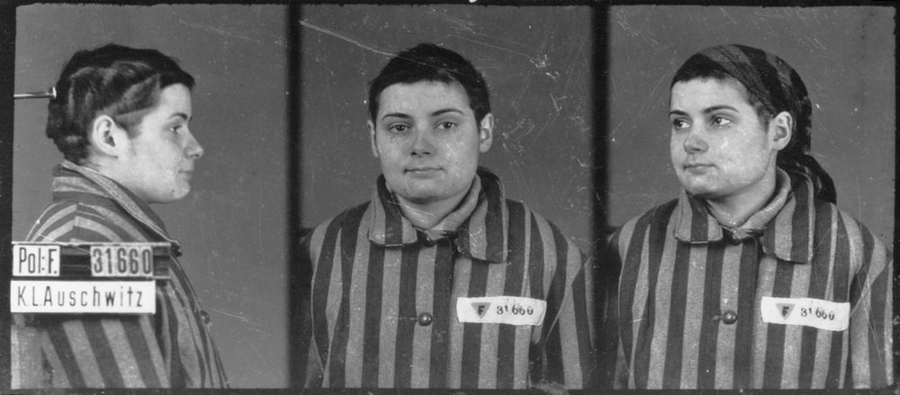 Photographiée à Auschwitz-I, le 3 février 1943. Musée d’État d’Auschwitz-Birkenau, Oświęcim, Pologne. Collection Mémoire Vive. Droits réservés.
