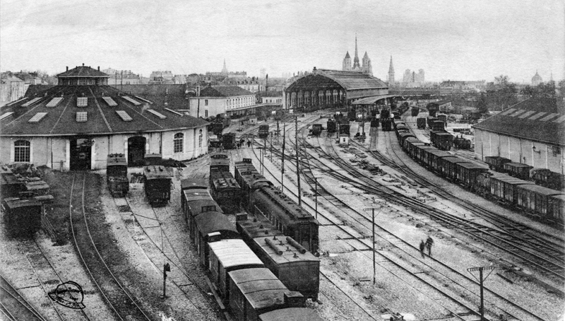 La gare de Dijon-ville dans les années 1910. Carte postale, collection Mémoire Vive.
