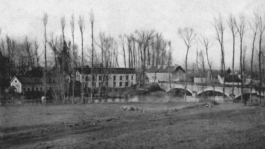 La coutellerie de Domine à Naintré, dans les années 1920. Carte postale. Collection Mémoire Vive.