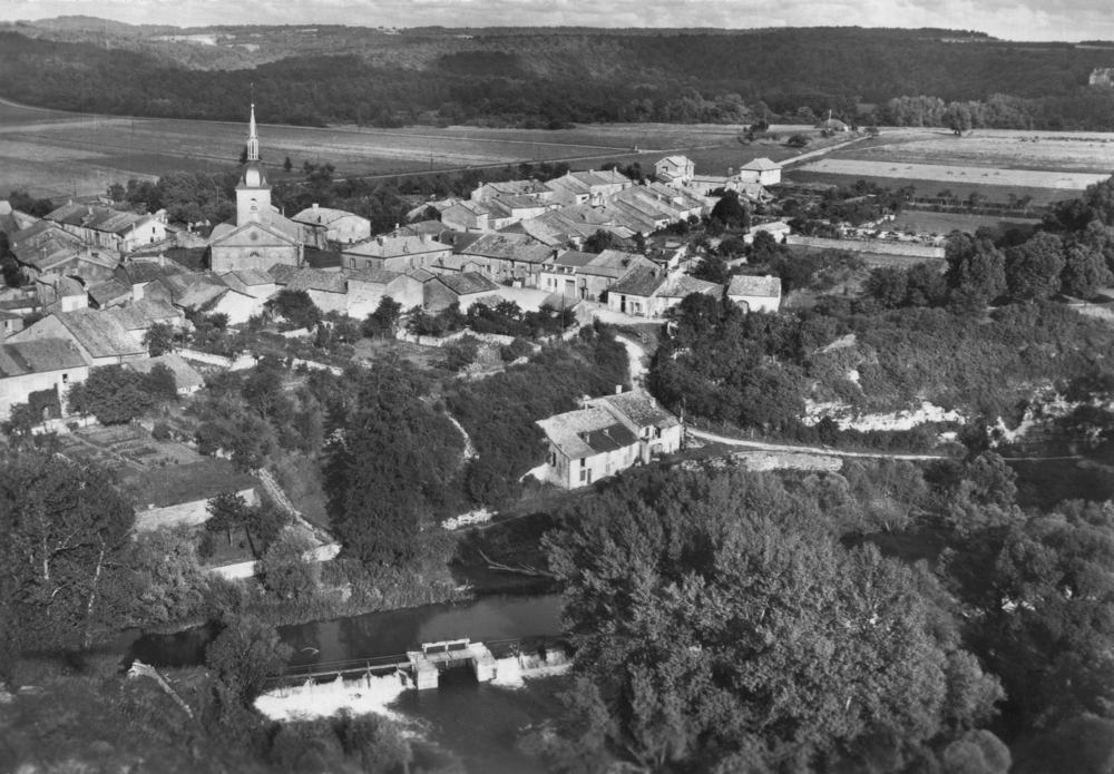 Donjeux. Carte postale des années 1950. Coll. Mémoire Vive.