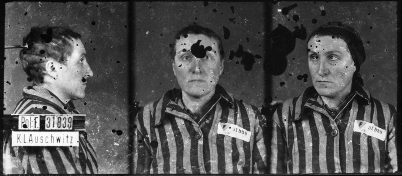 Photographiée à Auschwitz-I, le 3 février 1943, selon les trois vues anthropométriques de la police allemande. Musée d’État d’Auschwitz-Birkenau, Oświęcim, Pologne. Collection Mémoire Vive. Droits réservés.