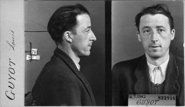 Photo anthropométrique prise le 14 juillet 1942 par le service de l’identité judiciaire. © Archives de la Préfecture de Police (APP), Paris.