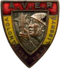 Insigne de l’Association des volontaires pour l’Espagne républicaine, ayant appartenu à Christophe Le Meur. Produit entre la mi-1938 et la mi-1939. Coll. André Le Breton.