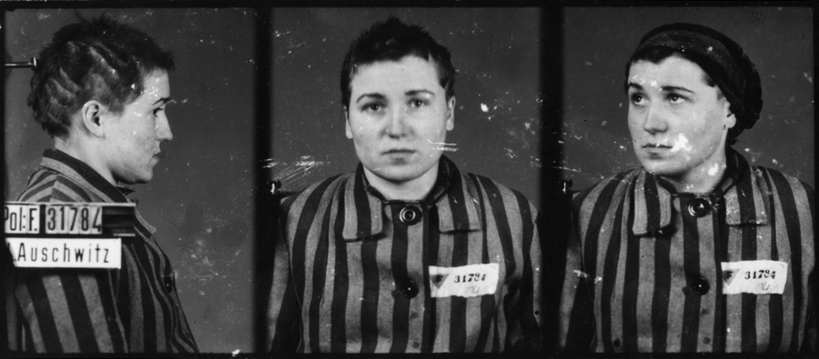 Photographiée à Auschwitz-I, le 3 février 1943. Musée d’État d’Auschwitz-Birkenau, Oświęcim, Pologne. Collection Mémoire Vive. Droits réservés.