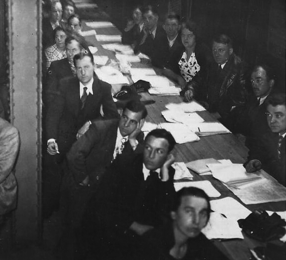 Un congrès des Métaux en 1938. Marcel Le Dret est le deuxième dans la rangée de droite en partant du bas. © Collection Marc Le Dret.