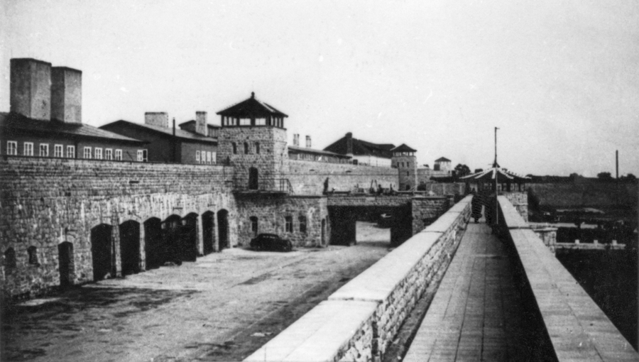 Mauthausen. Carte postale non datée. Collection Mémoire Vive.