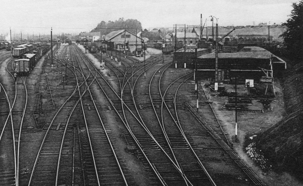 Montchanin. La gare de triage. Carte postale non datée. Collection Mémoire Vive.