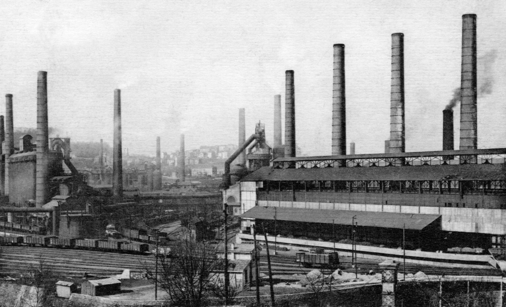 Mont-Saint-Martin, entrée de l’usine des Aciéries de Longwy. Carte postale non datée. Collection Mémoire Vive.