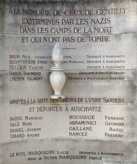 Carré militaire (1939-1945 et après) du cimetière de Gentilly. Monument aux Résistant déportés « tous combattants de la liberté ». Photo Mémoire Vive.