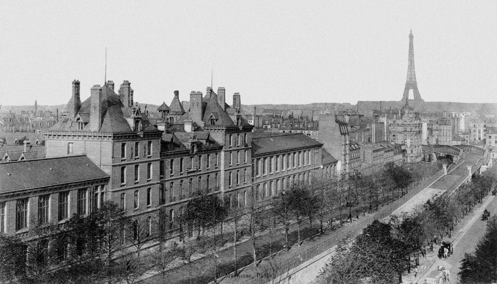 Le lycée Buffon dans les années 1900. Carte postale retouchée. Collection Mémoire Vive.