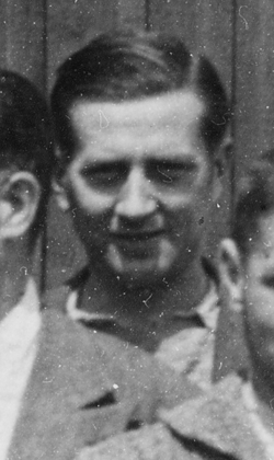 Lucien Saintive au camp de Rouillé, 1941-1942. (extrait de la photo ci-dessous) Droits réservés.