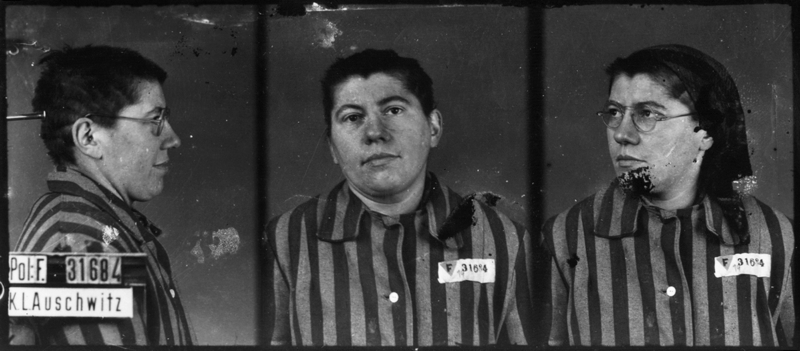 Photographiée à Auschwitz-I, le 3 février 1943. Musée d’État d’Auschwitz-Birkenau, Oswiecim, Pologne. Collection Mémoire Vive. Droits réservés.