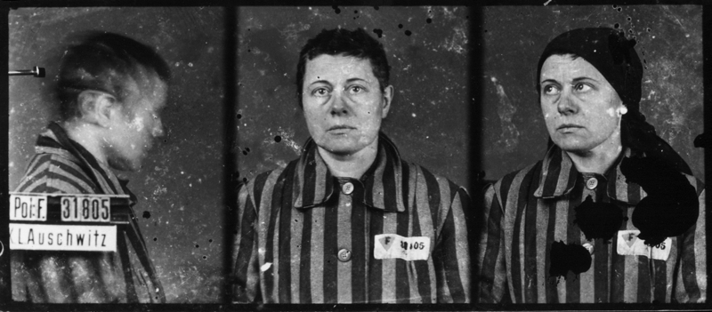 Photographiée à Auschwitz-I, le 3 février 1943. Musée d’État d’Auschwitz-Birkenau, Oświęcim, Pologne. Collection Mémoire Vive. Droits réservés.