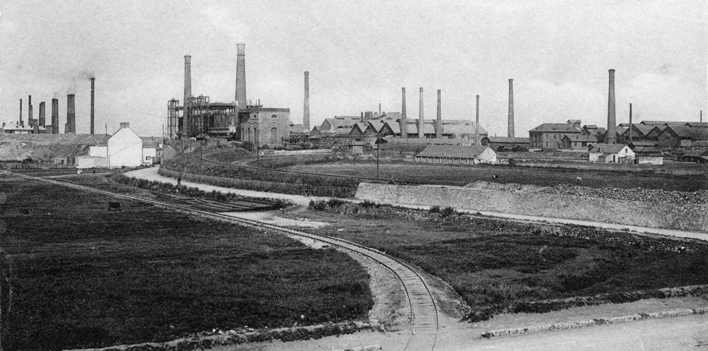 Trignac. Aciéries, hauts-fourneaux et forges de la Basse-Loire. Carte postale non datée (année 1900 ?). Coll. Mémoire Vive.