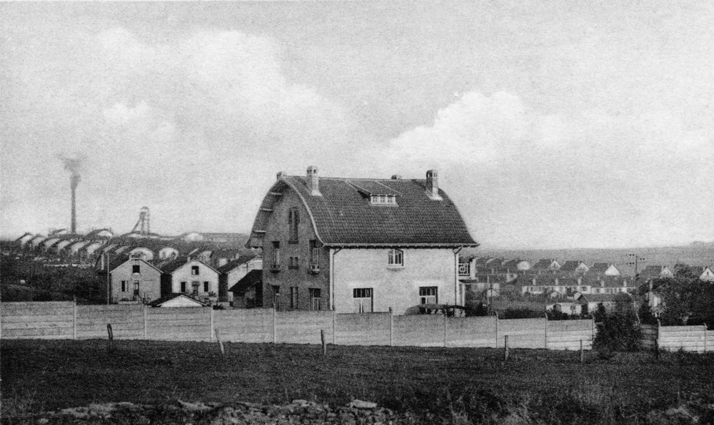JPEG - 92.3 ko Valleroy. Les cités des mines. Carte postale non datée. Collection Mémoire Vive.